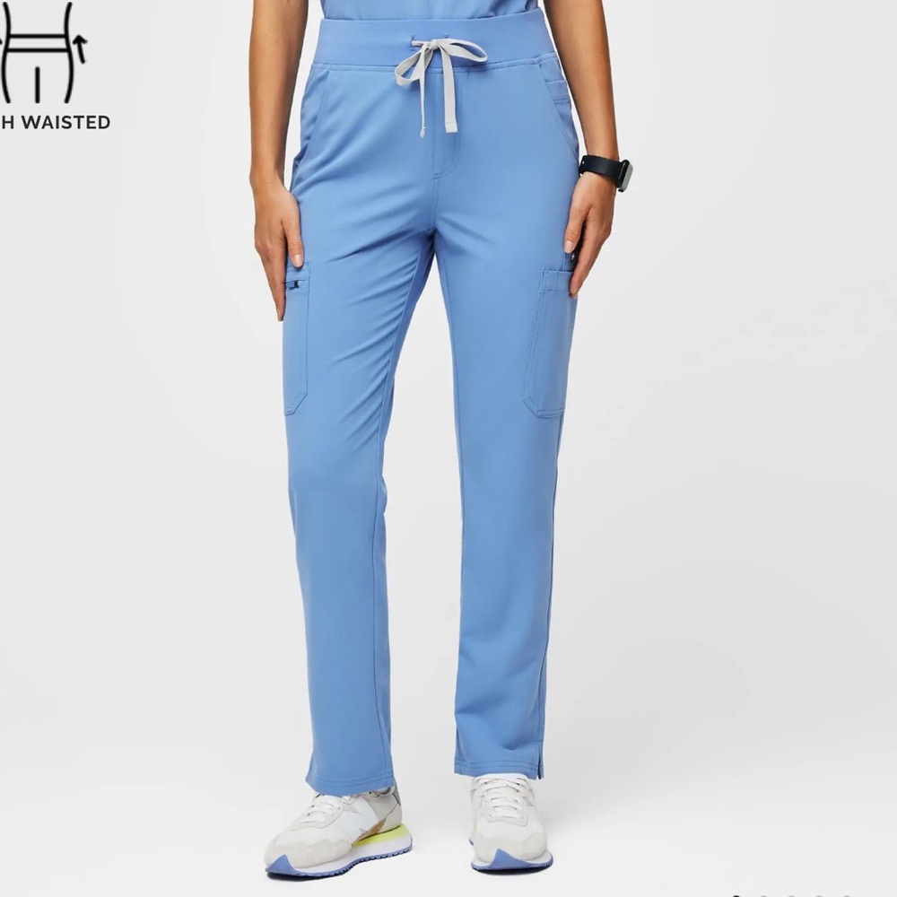 FIGS Blue Technical Scrub Pants Like New Women’s Sz Medium